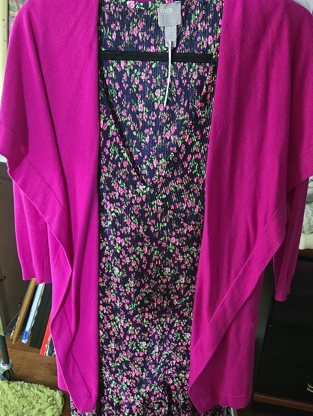 ASOS Fuchsia Open-Front Cardigan with Navy Floral Dress 20.p2p 36 L